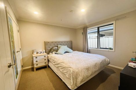 Photo of property in 105a Williams Street, Cambridge, 3434