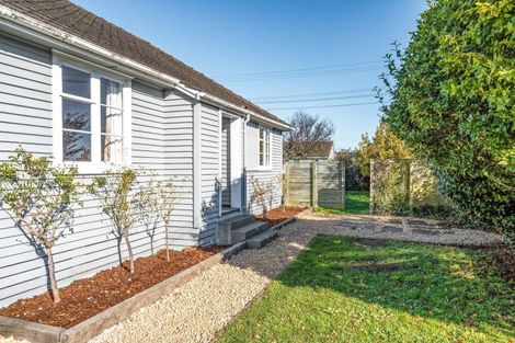 Photo of property in 30 Broadway Street, Martinborough, 5711