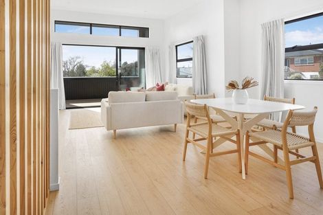 Photo of property in 7u1 Tarbett Road, Hillcrest, Hamilton, 3216