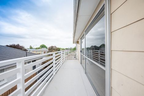 Photo of property in 3 Glenora Place, Hornby, Christchurch, 8042