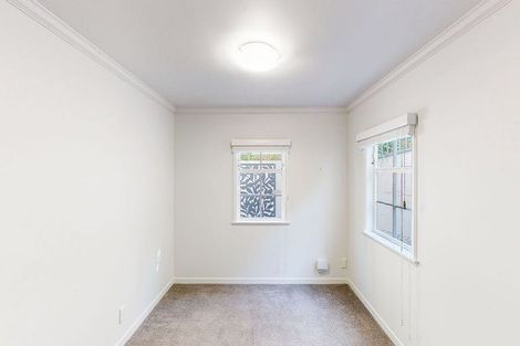 Photo of property in 34 Rama Crescent, Khandallah, Wellington, 6035