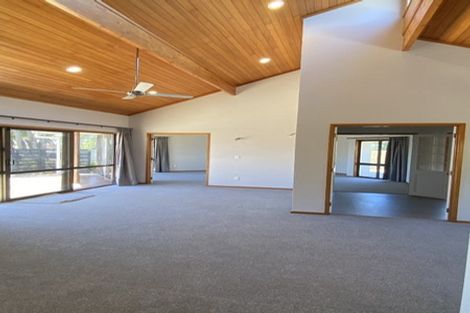 Photo of property in 6 Septimus Place, Henderson, Auckland, 0612