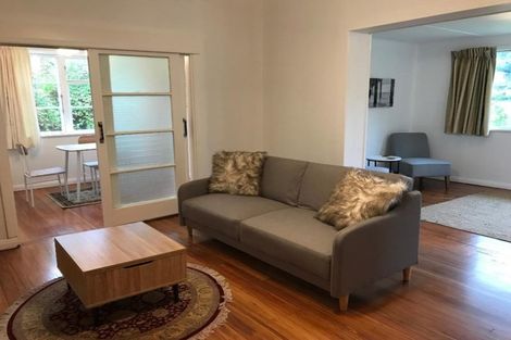 Photo of property in 15 Sunshine Avenue, Karori, Wellington, 6012