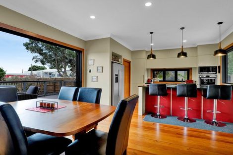 Photo of property in 138 Ngamotu Road, Spotswood, New Plymouth, 4310