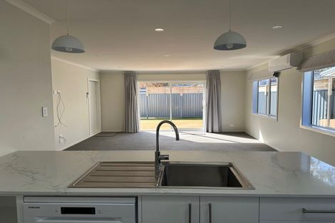 Photo of property in 19 Victoria Street, Carterton, 5713