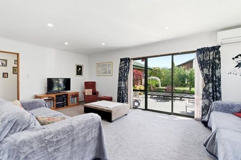 Photo of property in 8 Addison Place, Halswell, Christchurch, 8025