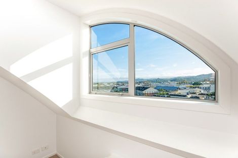 Photo of property in 3/4 Reads Quay, Gisborne, 4010