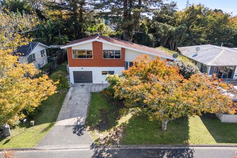 Photo of property in 5 Lorraine Place, Glenview, Hamilton, 3206