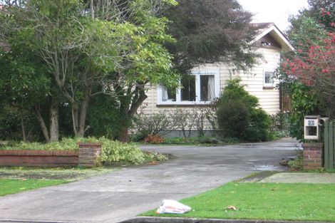 Photo of property in 5 Palm Avenue, Hokowhitu, Palmerston North, 4410