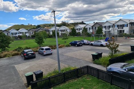 Photo of property in 14 Patiti Parade, Mangere Bridge, Auckland, 2022
