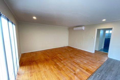 Photo of property in 100 Marne Road, Papakura, 2110