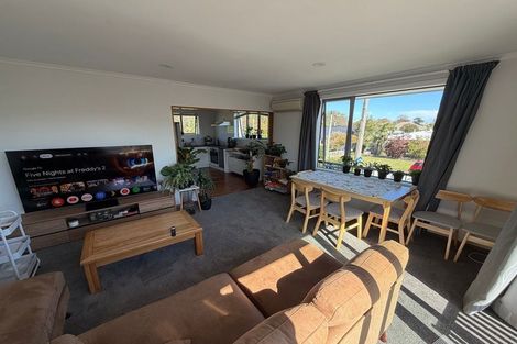 Photo of property in 1 Kinloch Street, St Albans, Christchurch, 8014