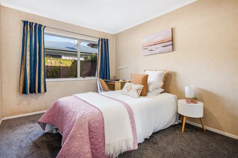 Photo of property in 17 Fraser Colman Grove, Wainuiomata, Lower Hutt, 5014