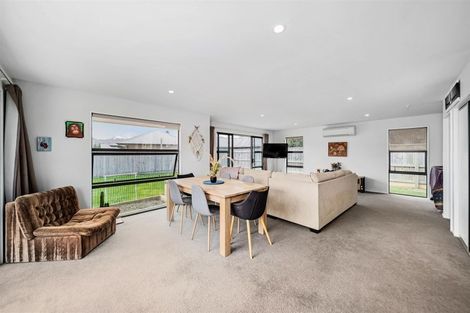 Photo of property in 13 Judge And Jury Drive, Lake Hayes, Queenstown, 9304