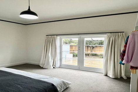 Photo of property in 53 Oxley Avenue, St Albans, Christchurch, 8014