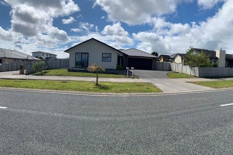 Photo of property in 103 Tapu Road, Huapai, Kumeu, 0810