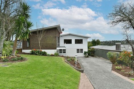 Photo of property in 10 Castleton Street, Birkdale, Auckland, 0626