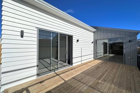 Photo of property in 38 John Gray Street, Papakura, 2110
