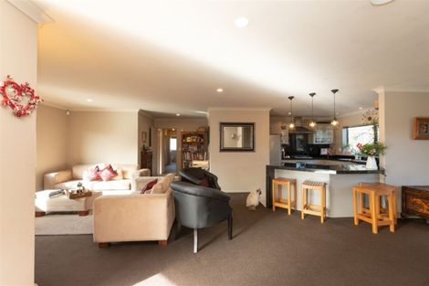 Photo of property in 14 Tarrango Way, Rototuna, Hamilton, 3210