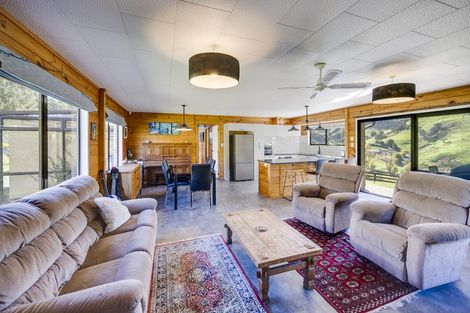 Photo of property in 863 Puketitiri Road, Puketapu, Napier, 4182