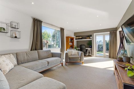 Photo of property in 34 Connemara Drive, Northwood, Christchurch, 8051