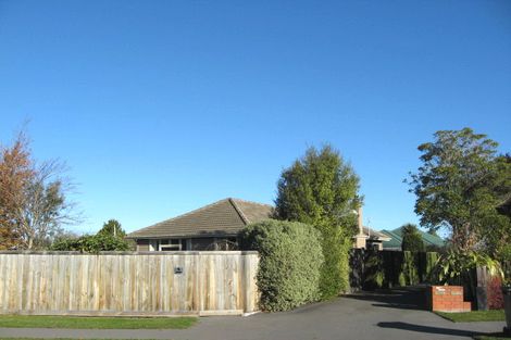 Photo of property in 66b Winters Road, Redwood, Christchurch, 8051