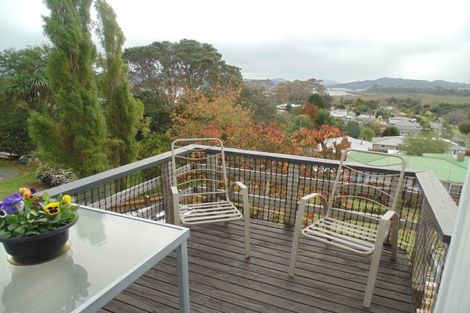 Photo of property in 64 Handforth Street, Onerahi, Whangarei, 0110