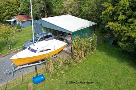 Photo of property in 43 Pahi Road, Paparoa, 0571