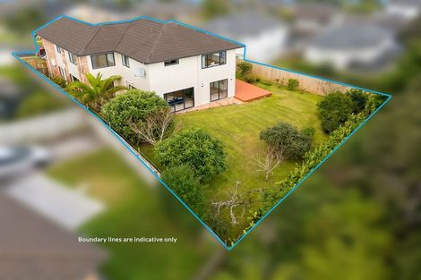 Photo of property in 104 San Marino Drive West, Henderson, Auckland, 0612