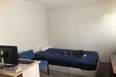 Photo of property in 23 Colwill Road, Massey, Auckland, 0614