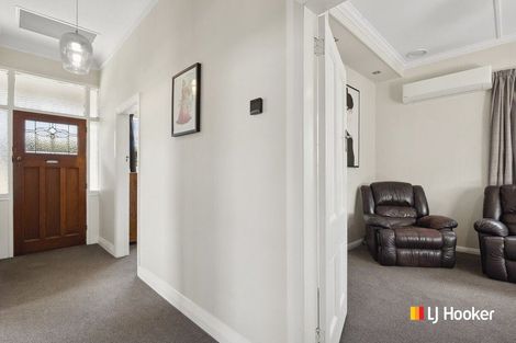 Photo of property in 212 Kenmure Road, Kenmure, Dunedin, 9011