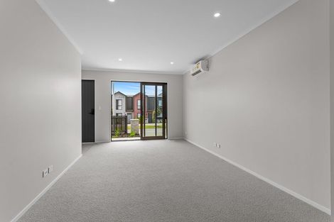 Photo of property in 5 Te Rito Road, Hobsonville, Auckland, 0616