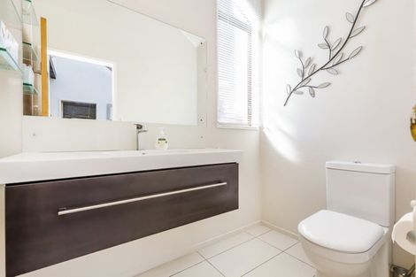 Photo of property in 52 Leeward Drive, Whitby, Porirua, 5024