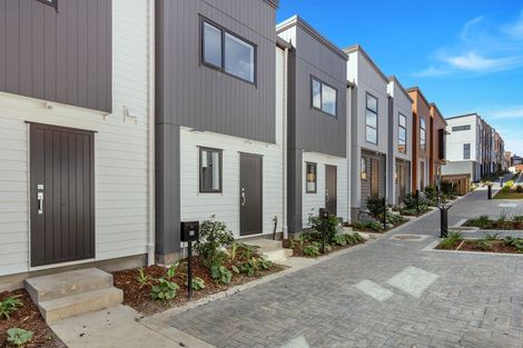 Photo of property in 35 Raupeti Lane, Henderson, 0612