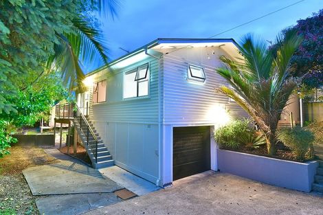 Photo of property in 9 Neptune Avenue, Beach Haven, Auckland, 0626