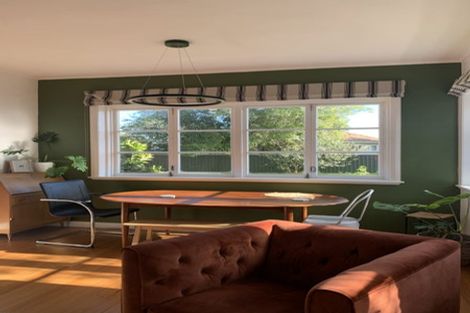 Photo of property in 3 Park Road, West End, Palmerston North, 4412