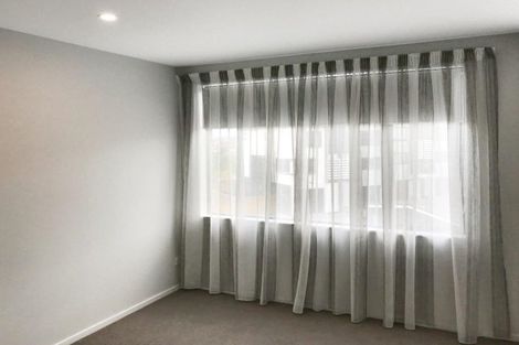 Photo of property in 14 Pottery Crescent, Hobsonville, Auckland, 0618