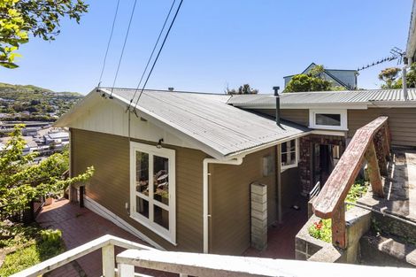 Photo of property in 22 Sheridan Terrace, Johnsonville, Wellington, 6037