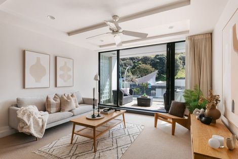 Photo of property in 16 Adams Avenue, Mount Maunganui, 3116