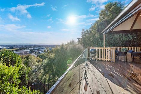 Photo of property in 8 Hobday Lane, Mount Pleasant, Christchurch, 8081