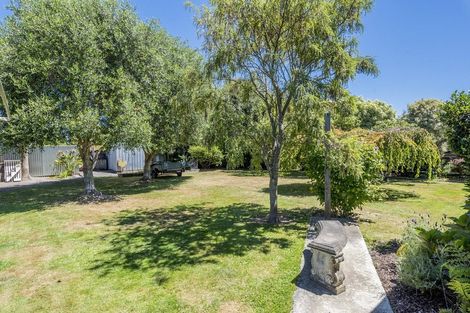 Photo of property in 68 Kapanui Road, Waikanae, 5036