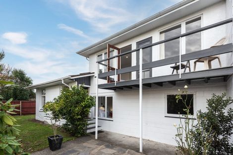 Photo of property in 320b Avonhead Road, Avonhead, Christchurch, 8042
