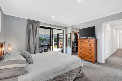 Photo of property in 14 Webber Street, Cambridge, 3434