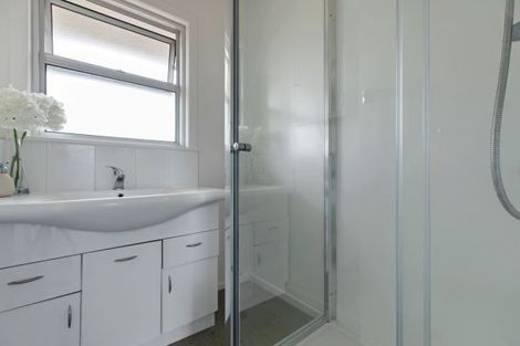 Photo of property in 2/15 Brook Street, Milford, Auckland, 0620