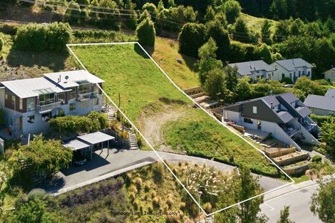 Photo of property in 10 Sainsbury Road, Fernhill, Queenstown, 9300