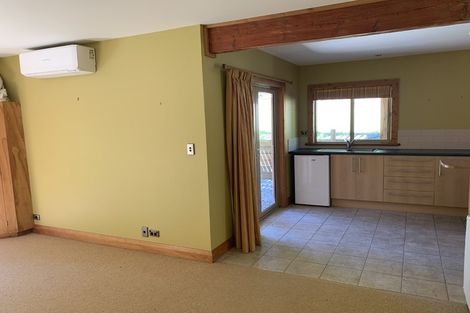 Photo of property in 8 Drake Place, Lake Hawea, Wanaka, 9382