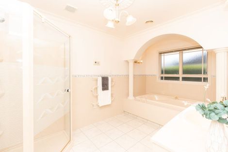 Photo of property in 17 Raungawari Drive, Huntington, Hamilton, 3210