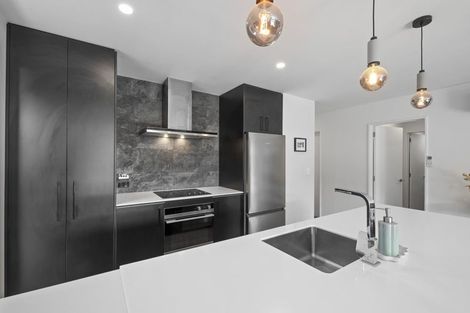 Photo of property in 19 Croydon Street, Woodend, 7610