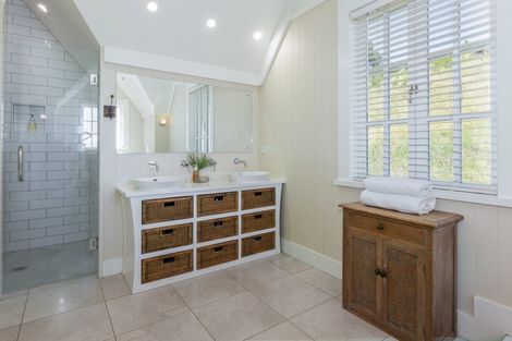 Photo of property in 155 Durham Drive, Havelock North, 4130