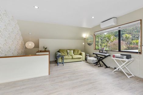 Photo of property in 14 Ngaio Road, Titirangi, Auckland, 0604